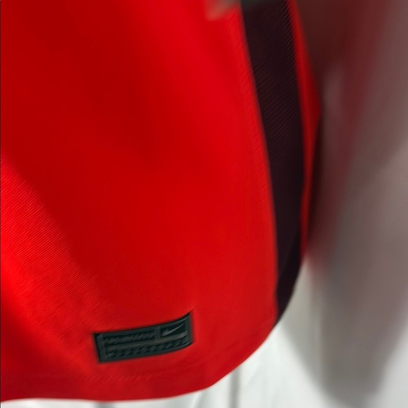 Nike England Women's Red Women’s Jersey Size Small - Picture 5 of 11